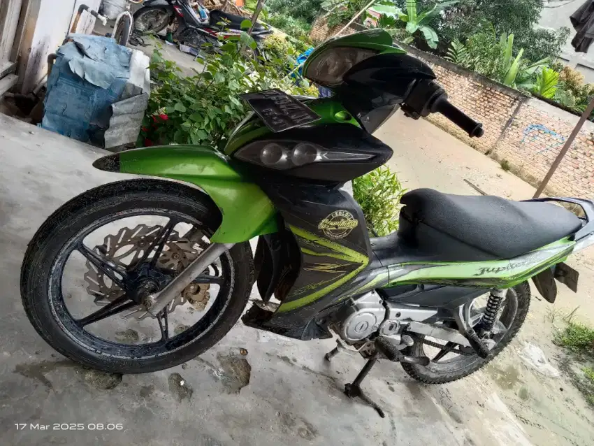 yamaha jupiter z robot