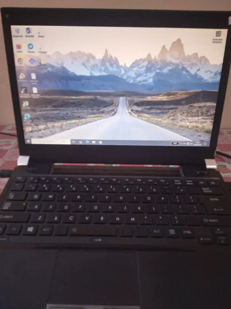 Toshiba dynabook R732/F

Processor Intel Core i5 /Ram 8GB/SSD 256GB