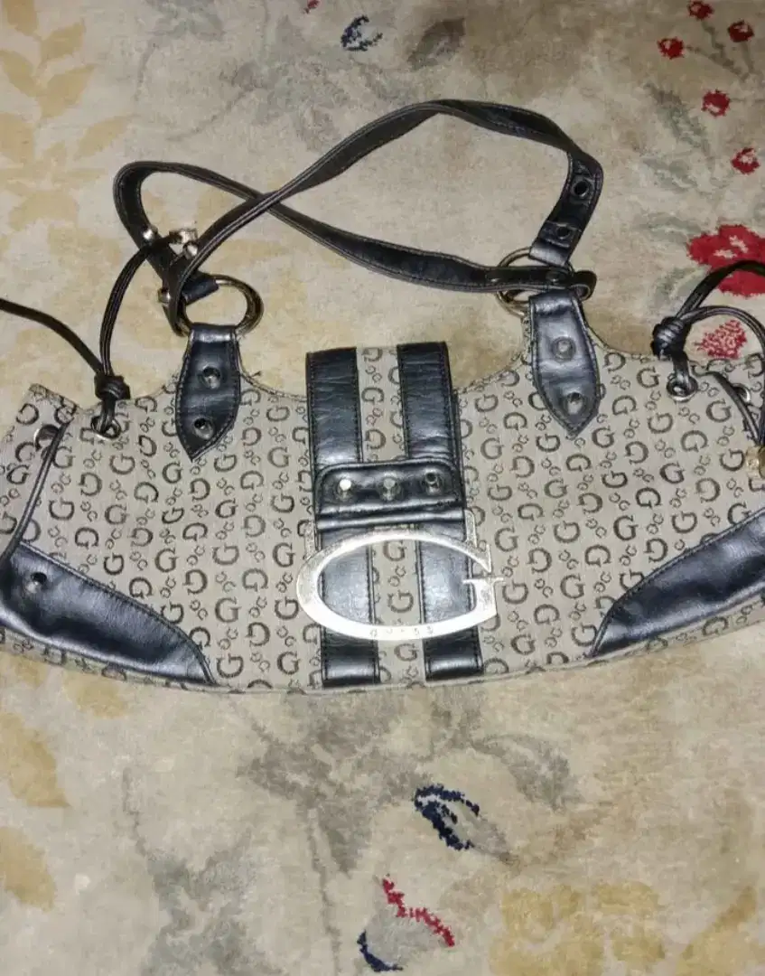 Tas original GUESS