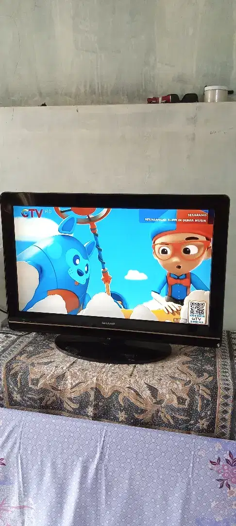 Sharp LCD 32in ( Bagus )