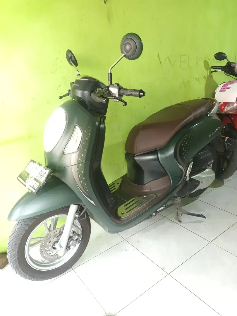 Scoopy ESP iss Remot 2023 kilometer rendah 10rb