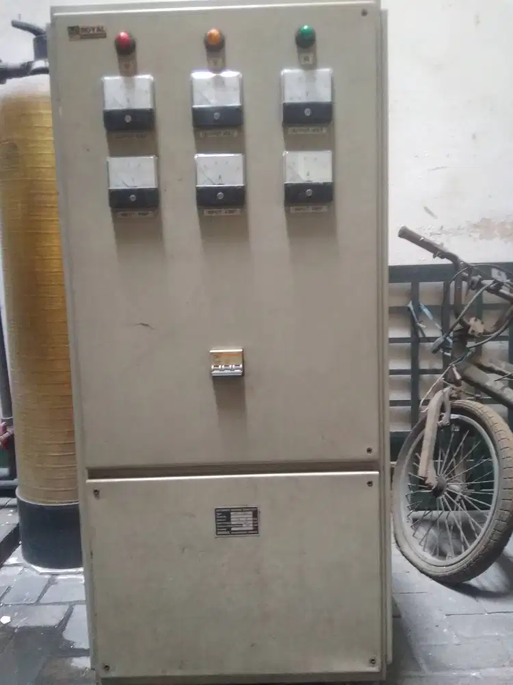 Automatic Voltage Stabilizer 3 phase 15 kVA