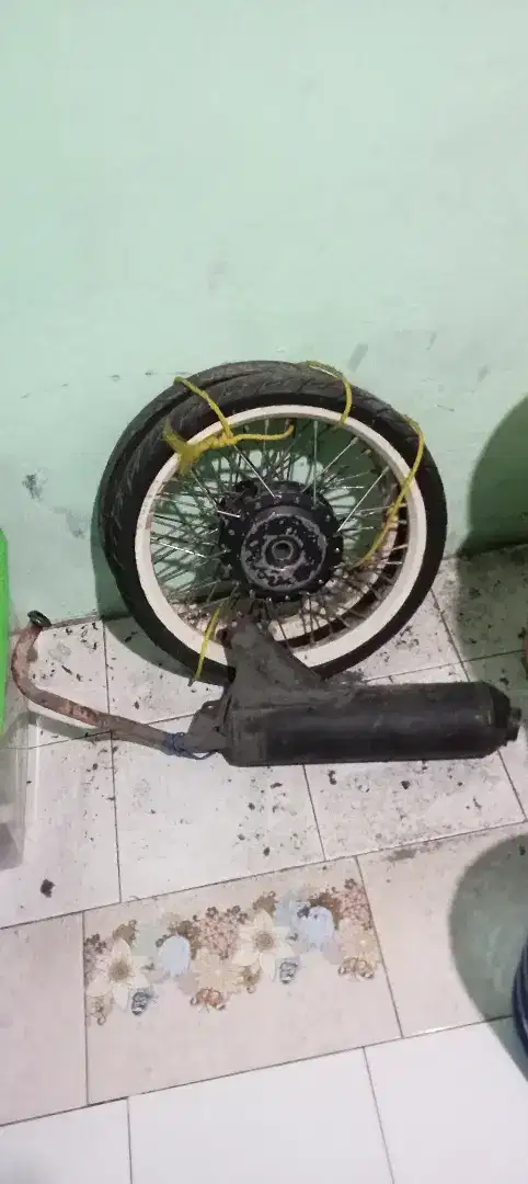 Knalpot bobokan dan pelek