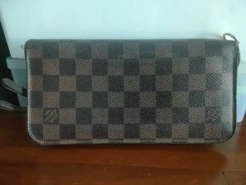 Dompet Louis Vuitton Damier Ebene