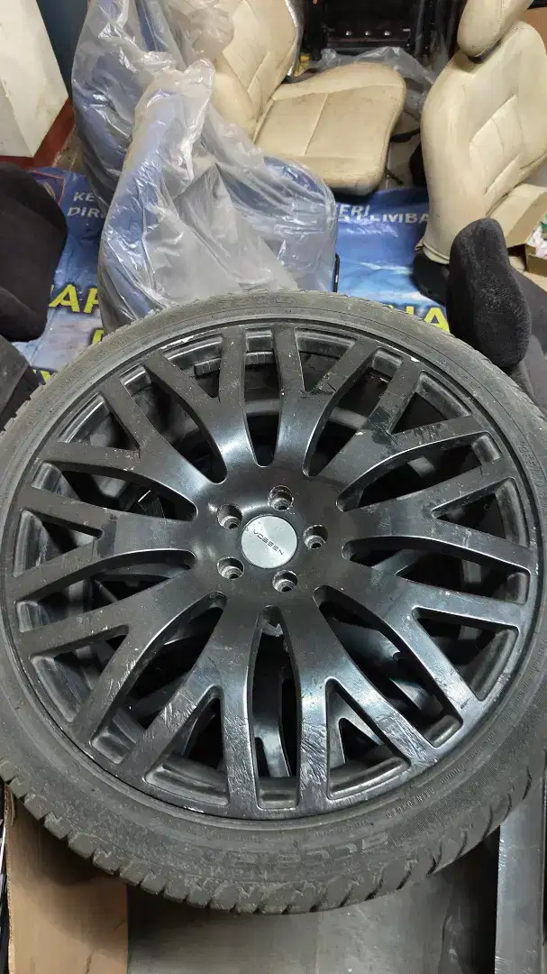 Jual sepaket velg R22 dan R20 replika Kahn