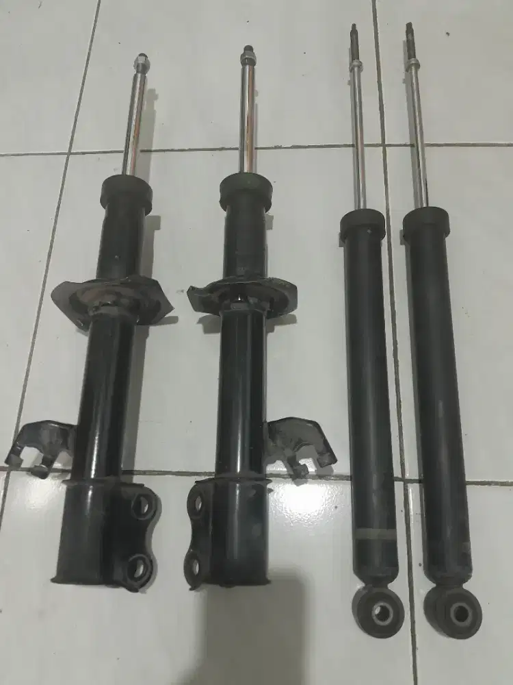Shock breaker datsun go+ panca / nissan