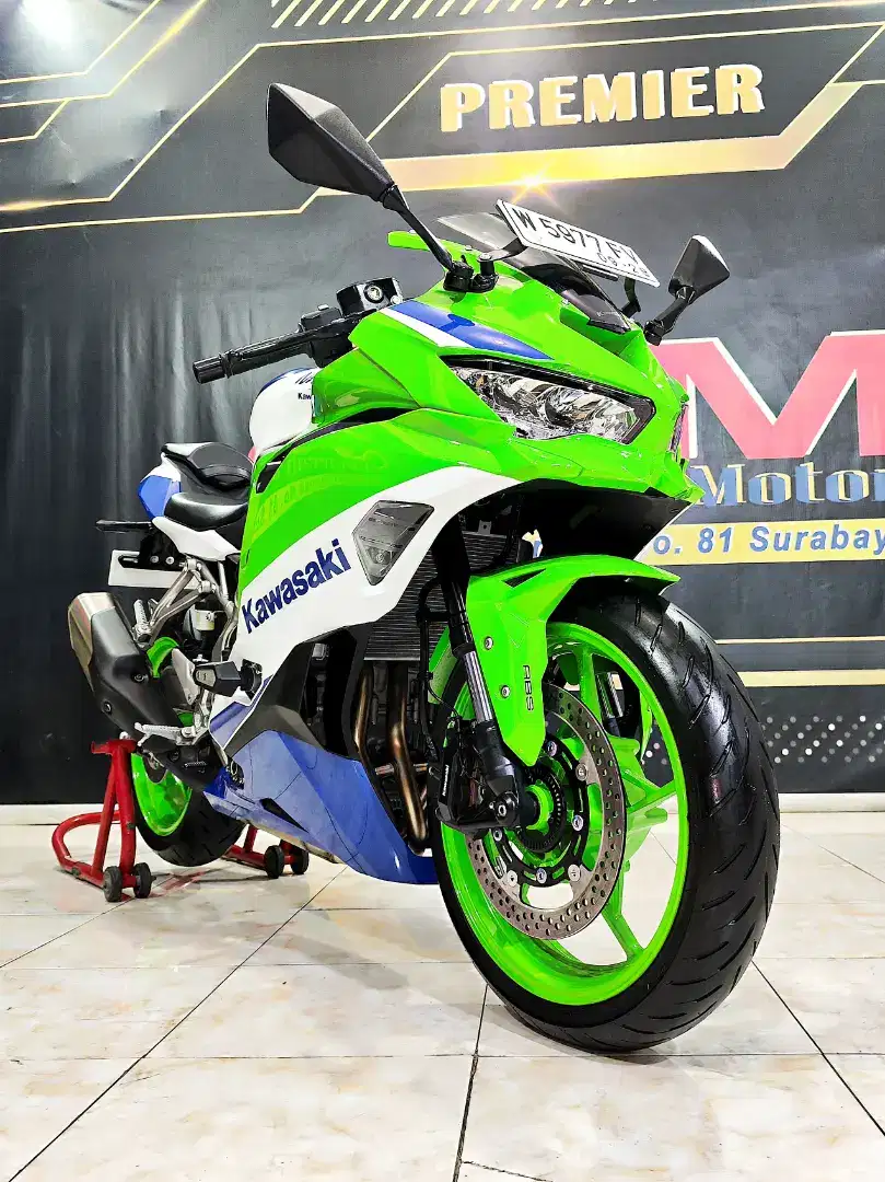 Zx25r ABS ANNIVERSARY Type super Limit km.127 . Anugerah motor rungkut