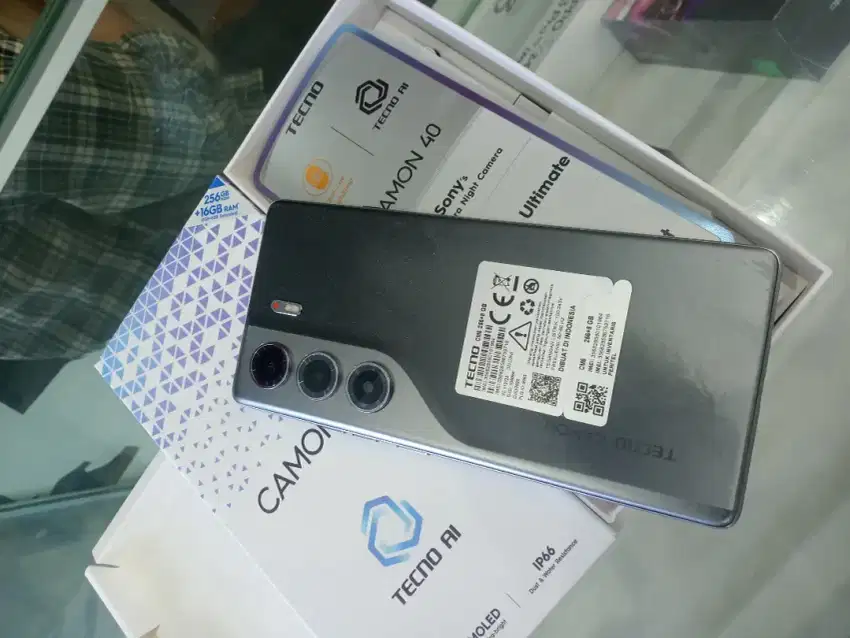 TECNO CAMON 40 8/256