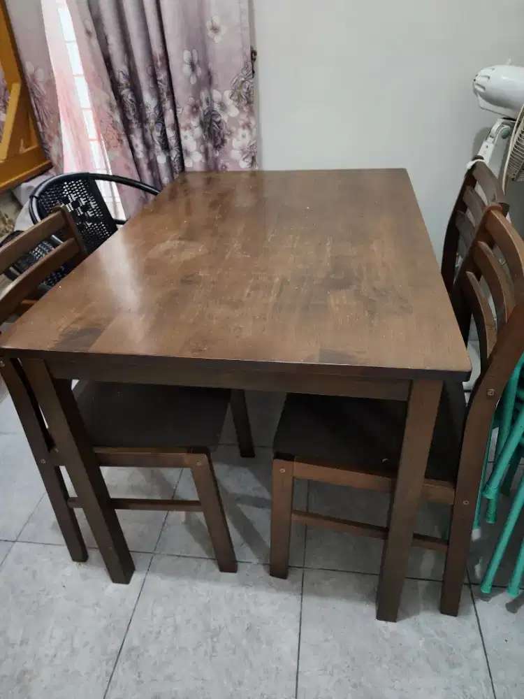 Meja Makan 1 set