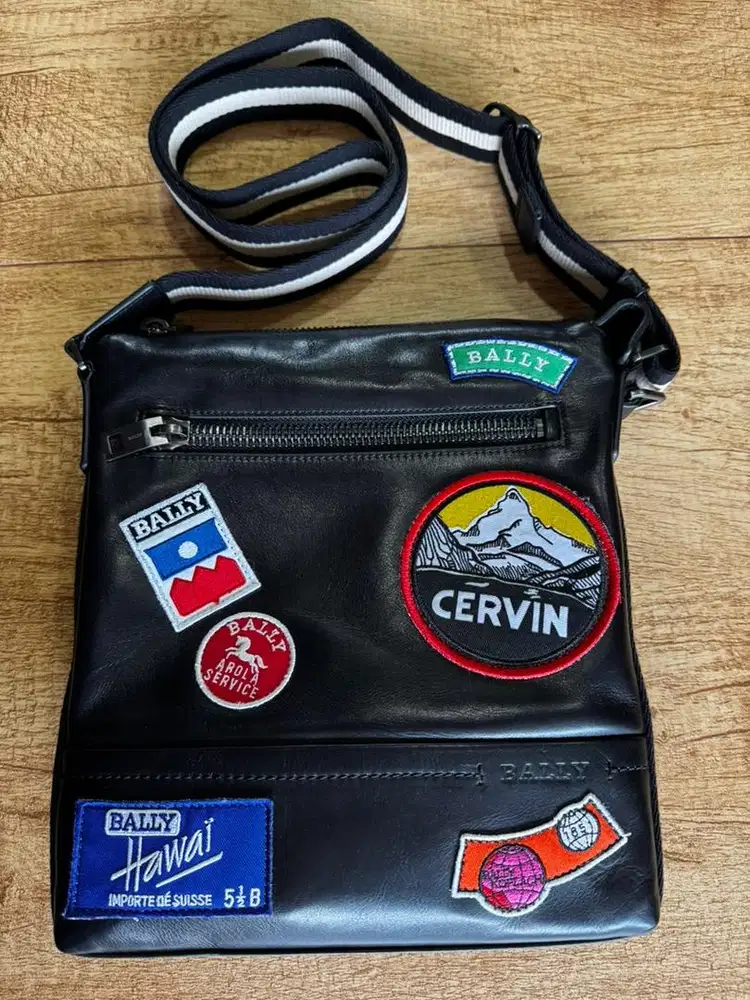 Bally Sling Bag Mens 26X29 cm