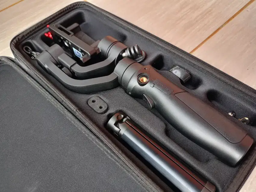 GIMBAL For KAMERA & MIRORLESS
Brica Nova B-Steady Multi 3-Axis