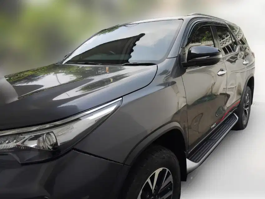 Fortuner 2.4 VRZ 4x2 AT(Matic)