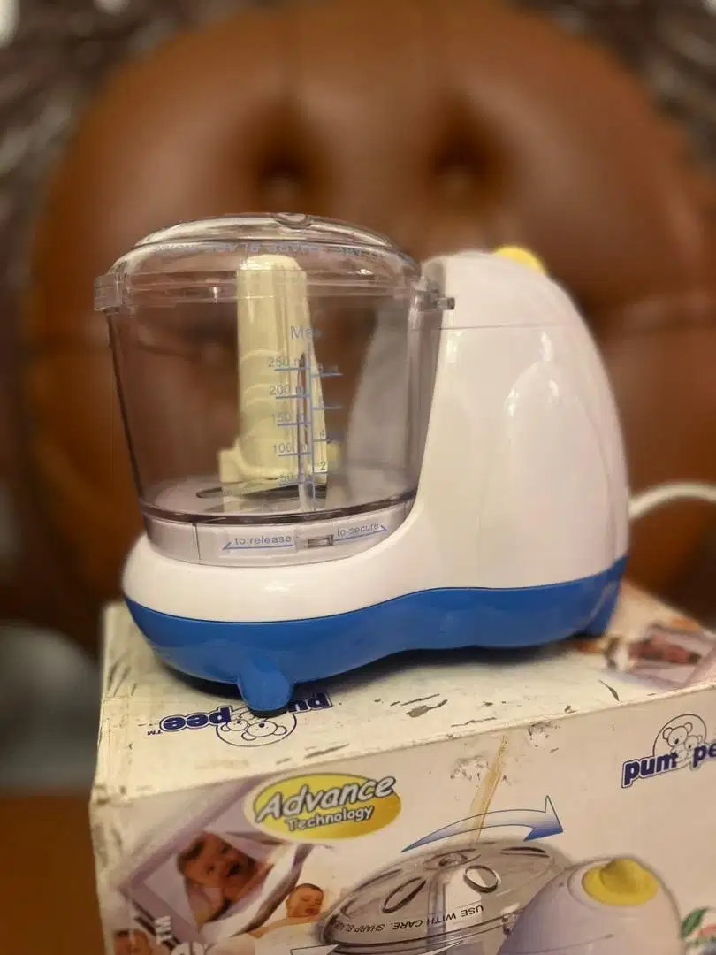 Food processor pumpee