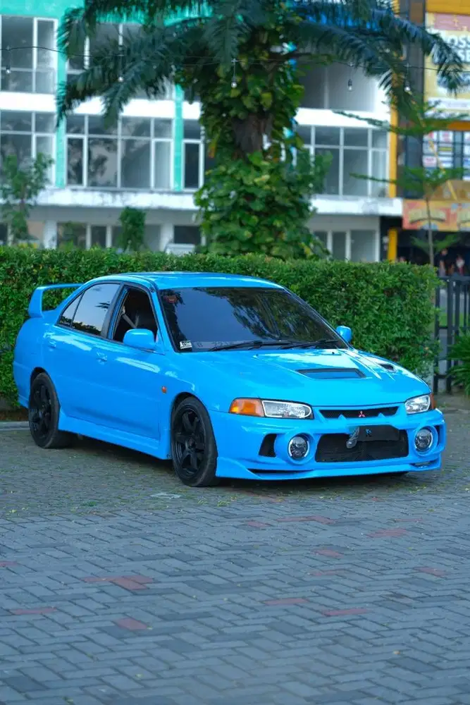 dijual/fs mobil hobi mitsubishi lancer ck 4 convert evo 4