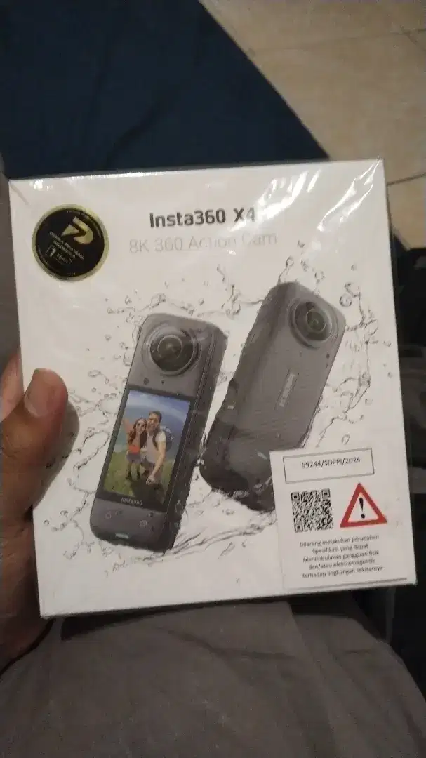 INSTA360 X4 FULL SET 8K ACTION CAMERA