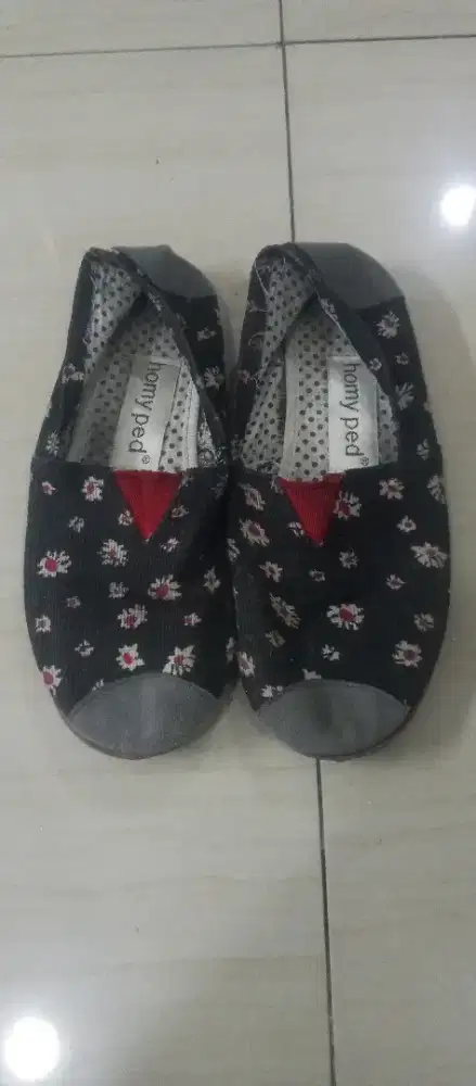 Sepatu anak perempuan homy ped