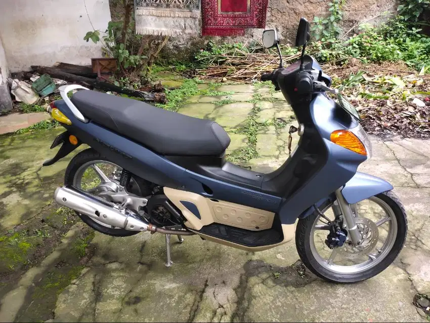 YAMAHA NOUVO SPORTY