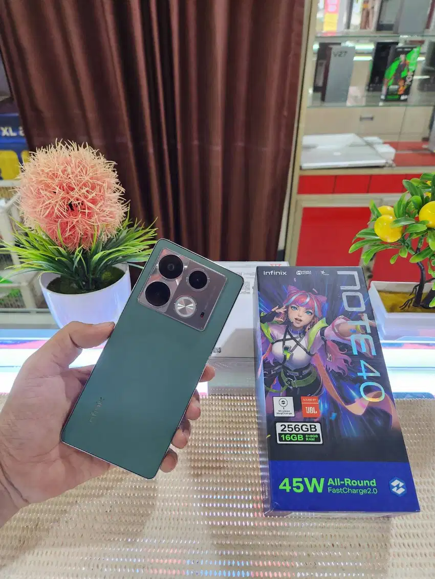 Infinix Note 40 Ram 8+8Gb/ 256Gb Fullset Mulus 99% Like New Bergaransi