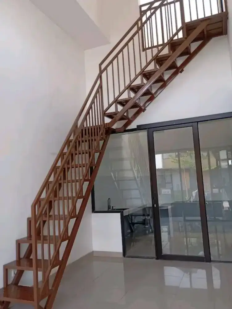 Tangga Rebah dan tangga putar