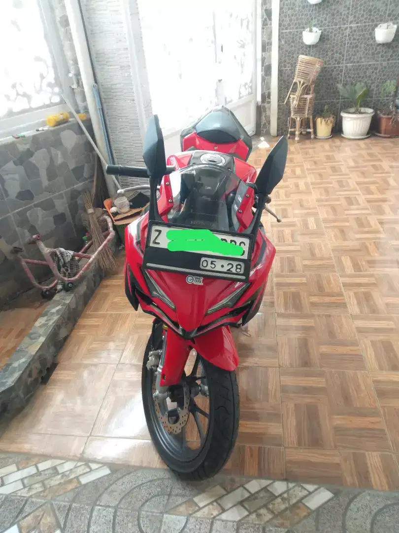 CBR 150r Tahun 2023