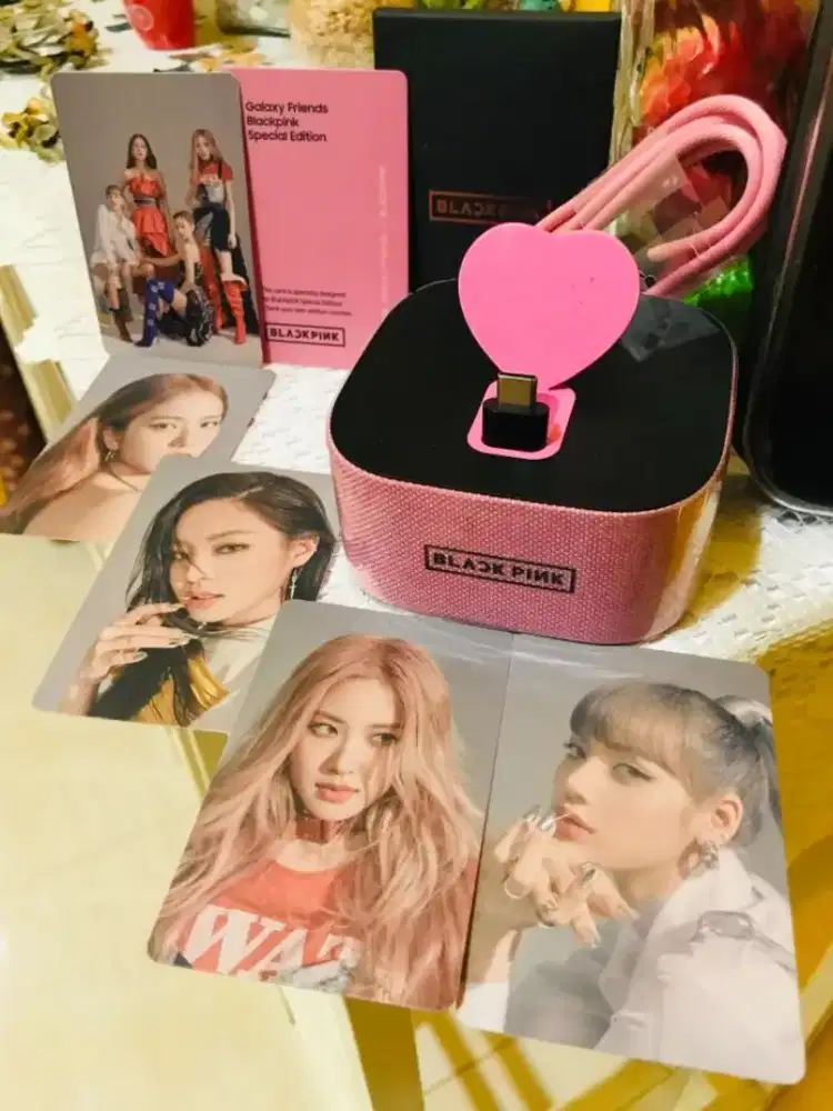 BLACKPINK Special Edition Merchandise (Charger+Case+Card+Dusbook)