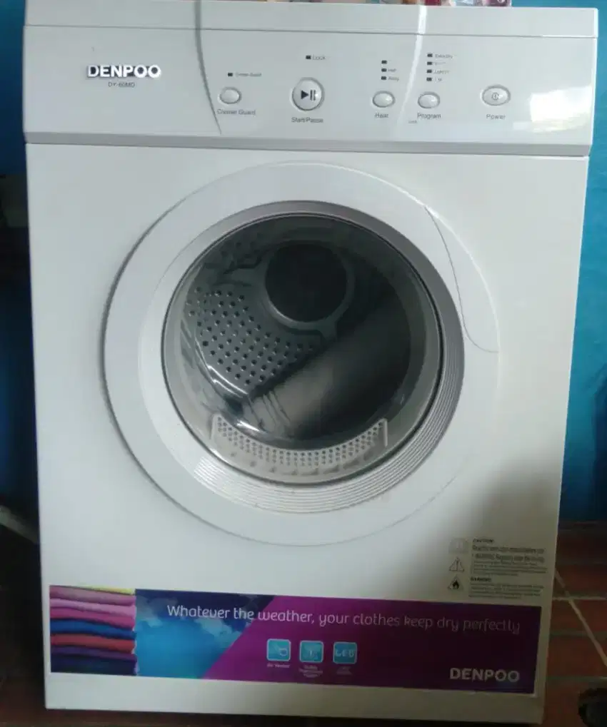 Mesin pengering pakaian