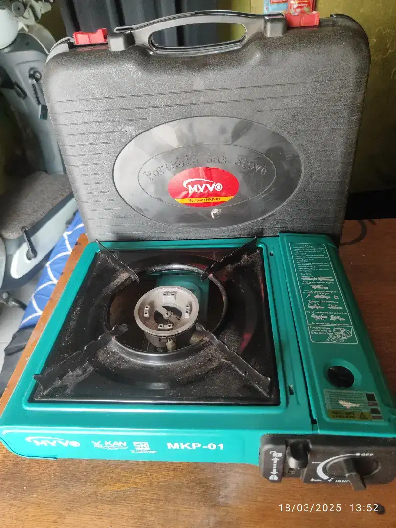 Kompor portable kotak plus gas dan selang regulator