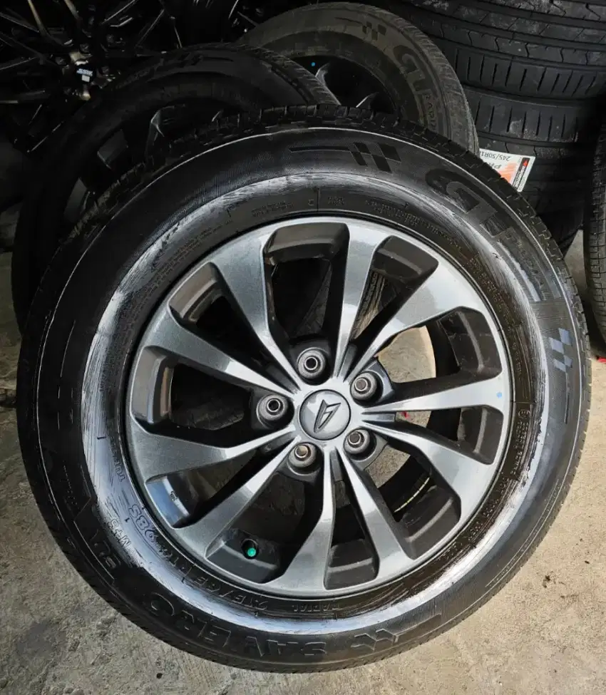Velg OEM Terios R16 PCD5x114.3 Velg dan ban 4pcs