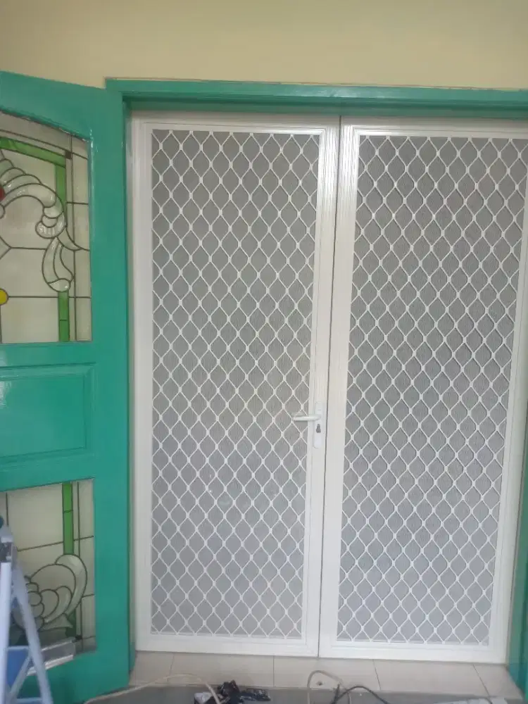 Pintu kasa nyamuk almunium