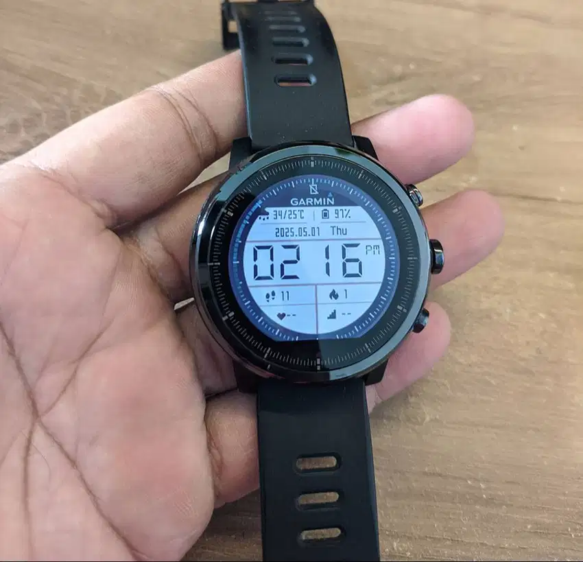 Amazfit Stratos GPS Vo2 max layar transflective mulus