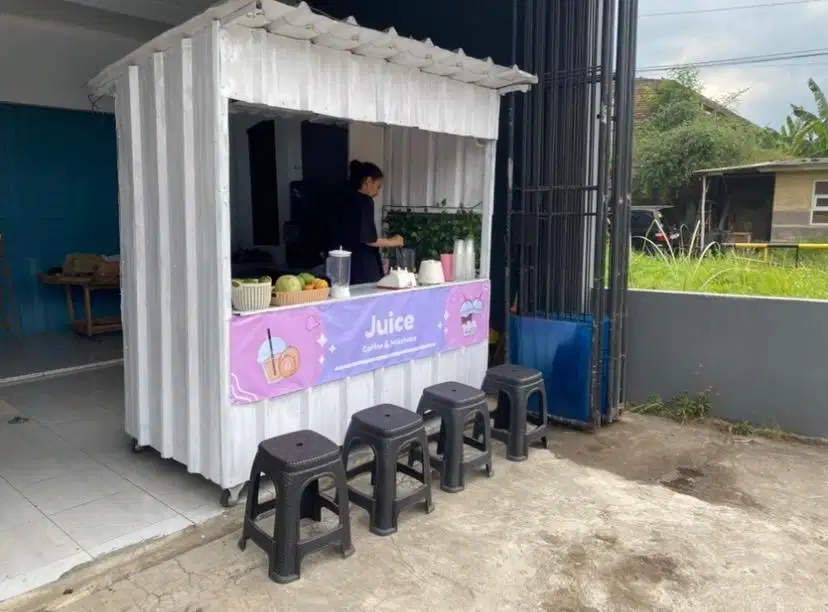 Kontainer Tinggi 2,4 meter x Lebar 2 Meter
