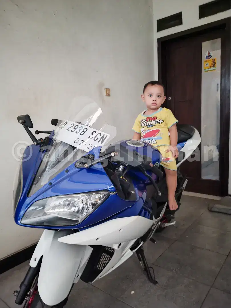 Yamaha R15 V2 Tahun 2014