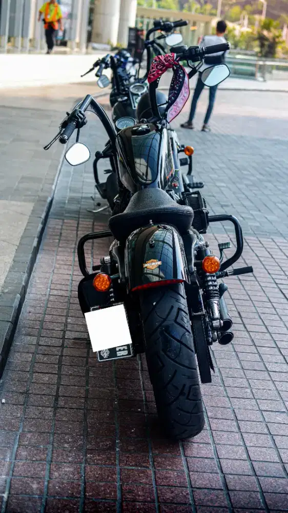 HD SPORTSTER 48 XL1200 TAHUN 2013. Full paper