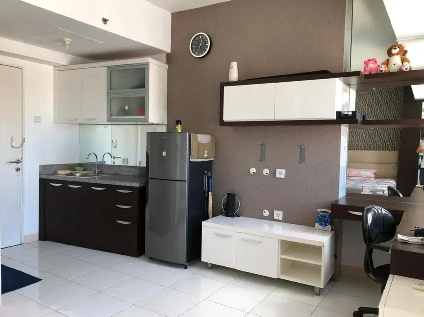 Turun harga‼️UC twr Berkeley, studio furnish bagus eks pakai pribadi