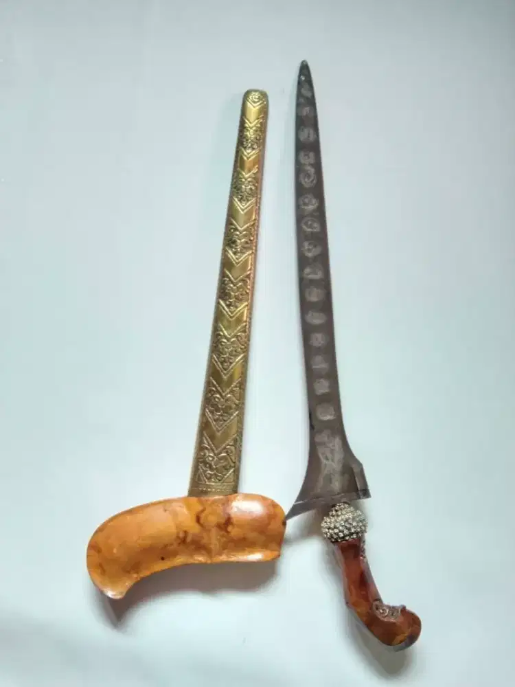 Keris Pamor Melati Rinonce