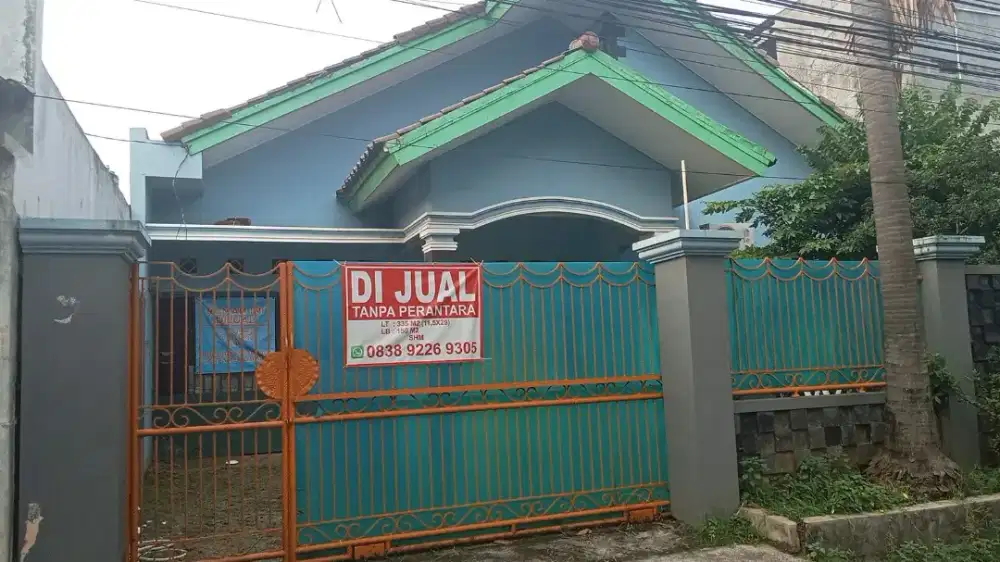Dijual Rumah Luas Asri, Kayugede, Graha Raya, Bintaro, Alam Sutera