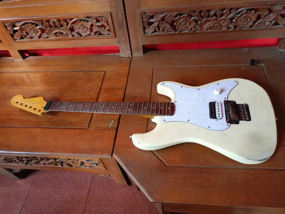 Body gitar stratocaster