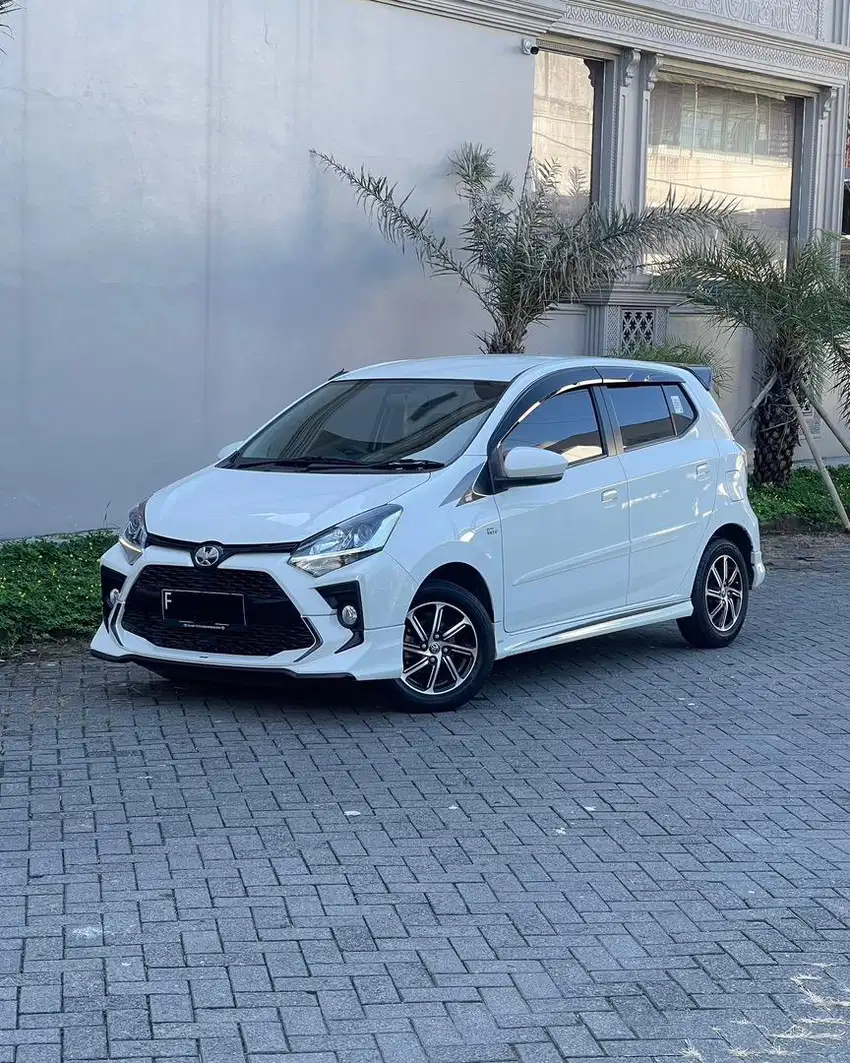 Agya GR Sport Manual 2023 Putih Low KM