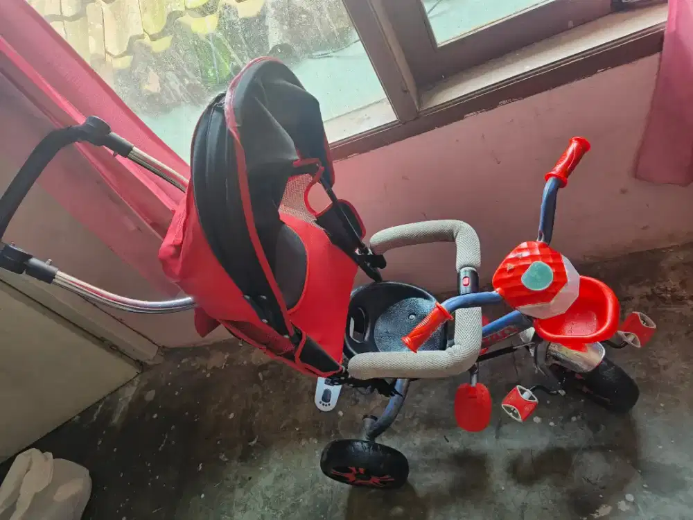 Sepedah anak TREX Merah