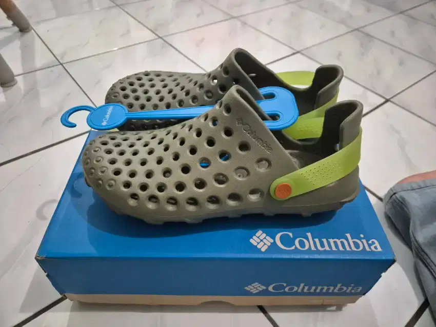Columbia Sportswear Size 10