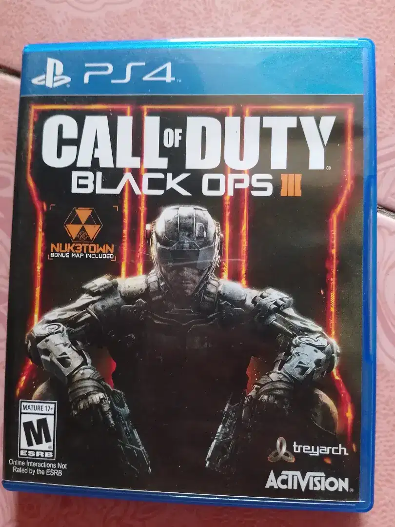 Ps4 Call of duty black OPS 3 Like New