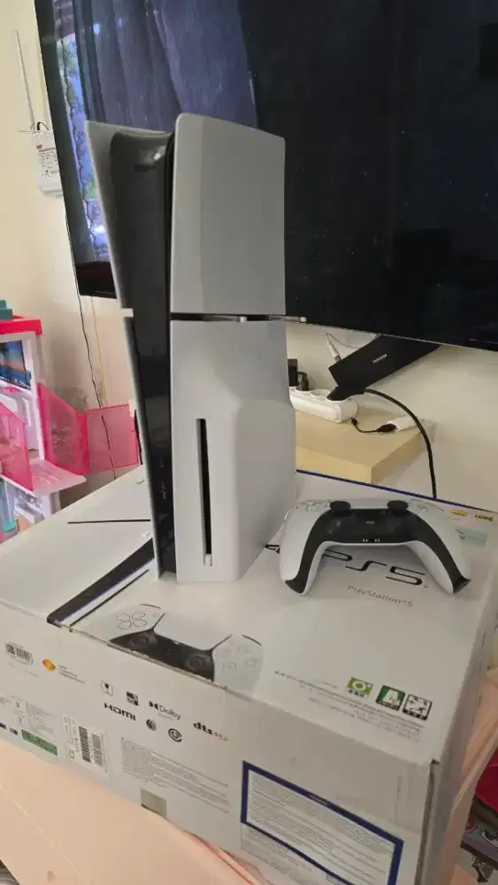 Playstation 5 Slim Disk Version 1 TB / PS5 Garansi Sony