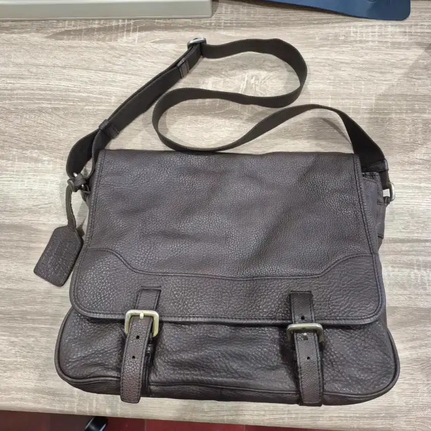 Tas Selempang Kerja Kantor Laptop Prada Milano Italy Original