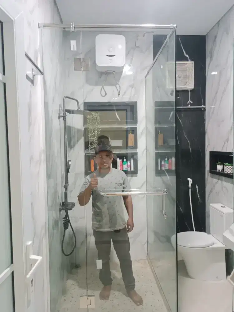 Kaca tempred 12 mm box shower