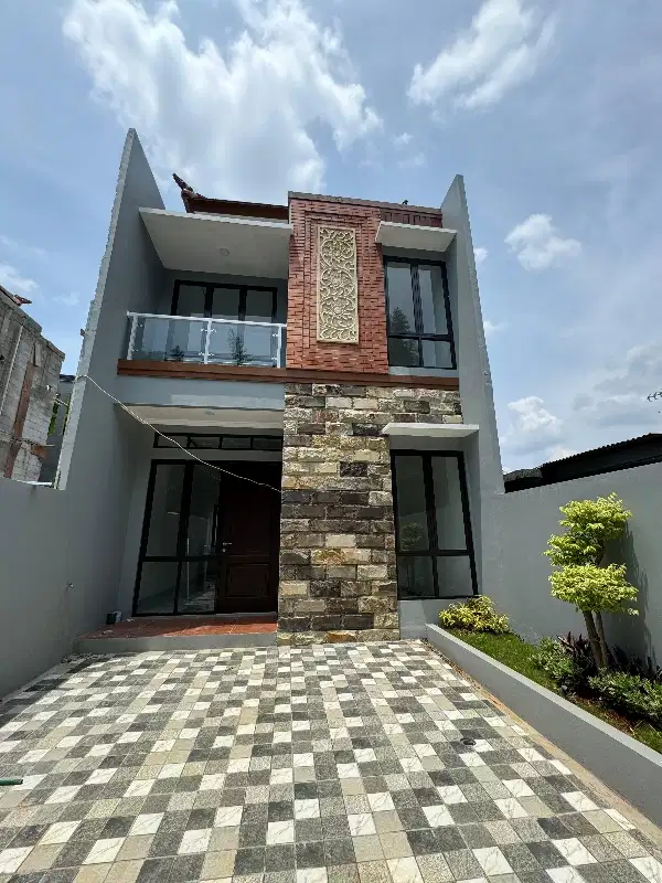 RUMAH MEWAH TANAH LUAS DEKAT TOL CIMANGGIS