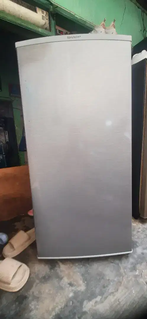 Kulkas 1 pintu SHARP GRATIS ANTAR