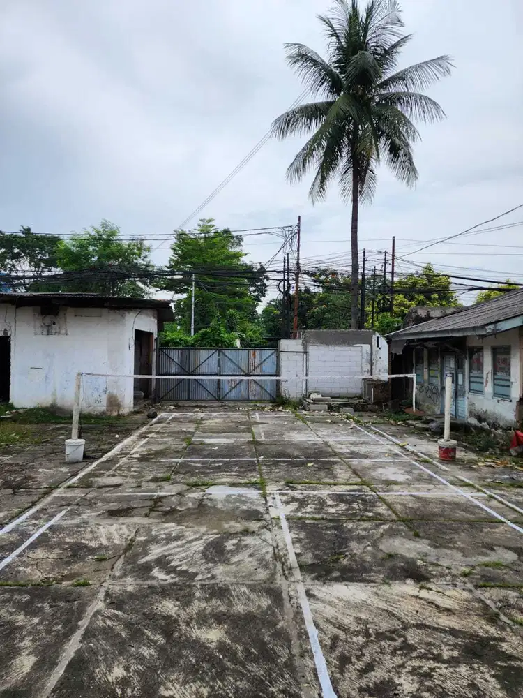 Dijual Tanah di AMPERA RAYA Luas Tanah: 2.886 m²