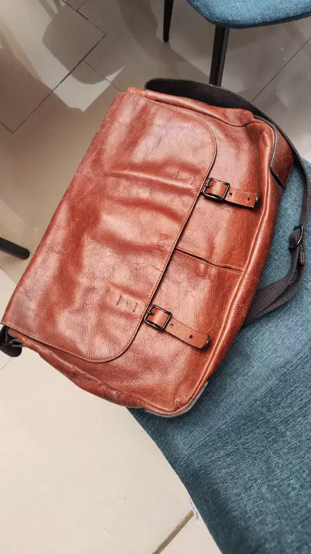 DIJUAL FOSSIL BAG BUCKNER MESSENGER COGNAC