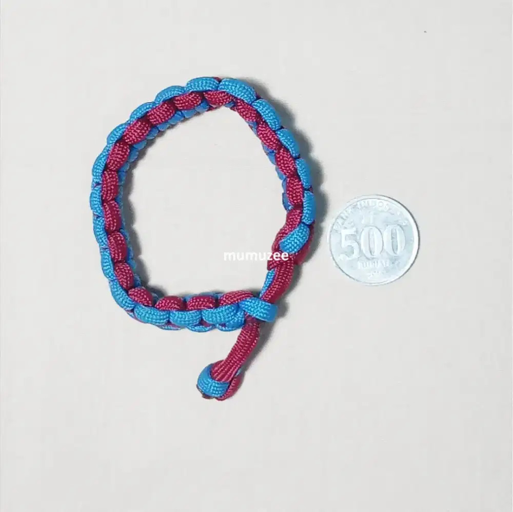 New Aneka Gelang Tali Paracord Mode Survival dan gantungan kunci