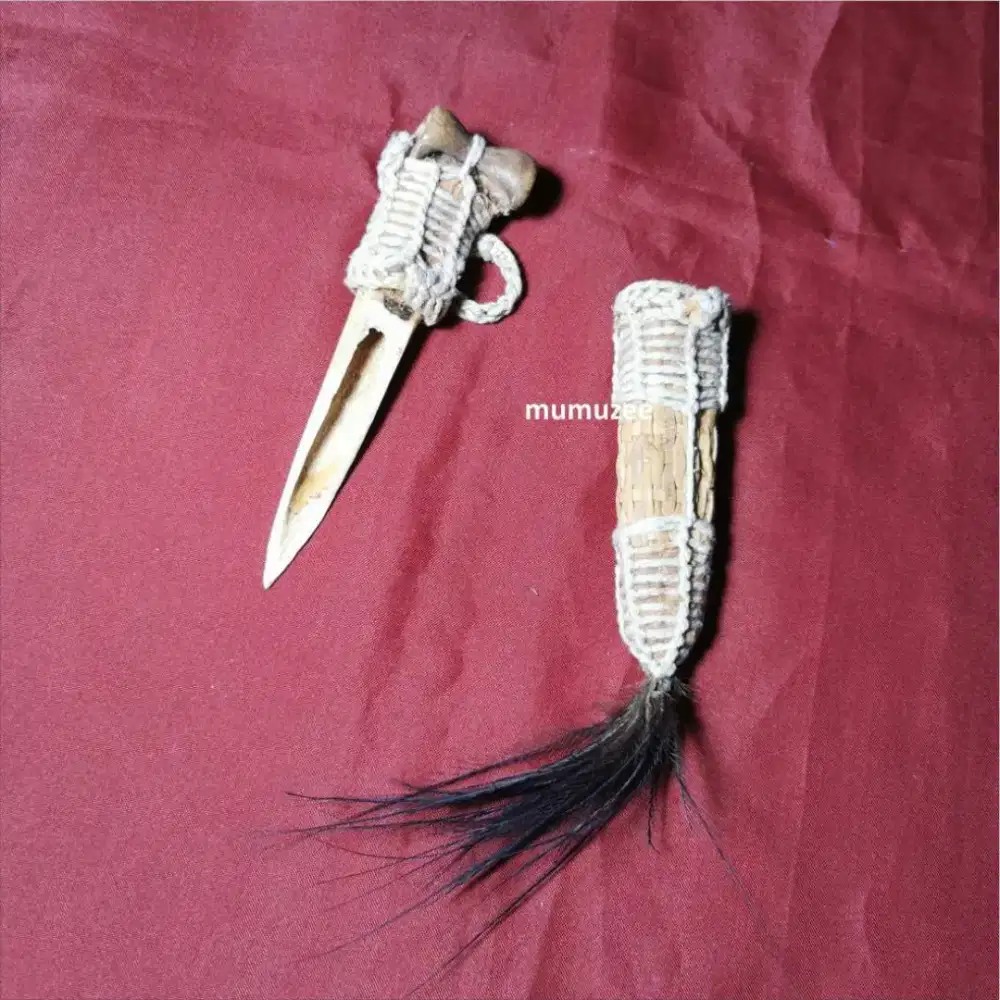 PISAU KALUNG TULANG BURUNG KASUARI ASELI PAPUA WITH BONUS